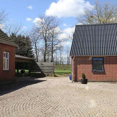 Hukaergaard Bed & Breakfast Ostbirk Bagian luar foto