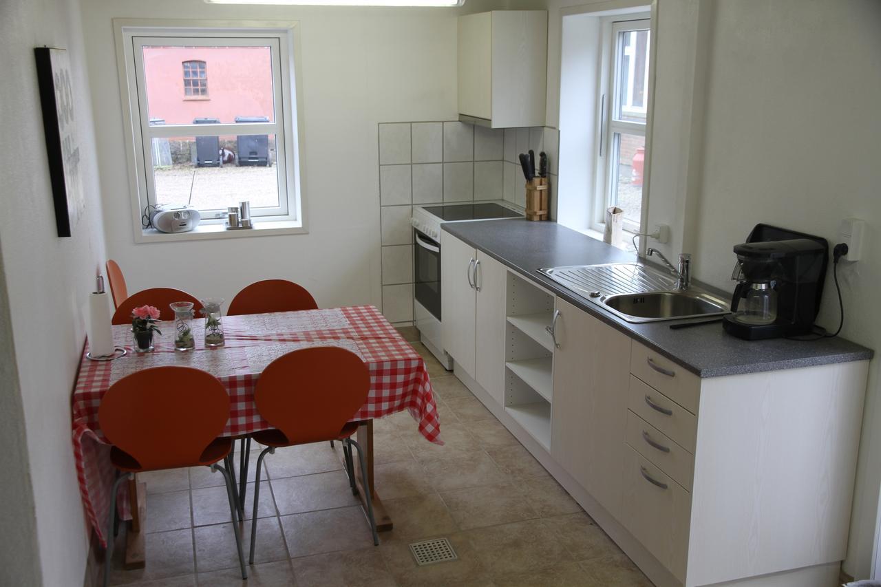 Hukaergaard Bed & Breakfast Ostbirk Bagian luar foto