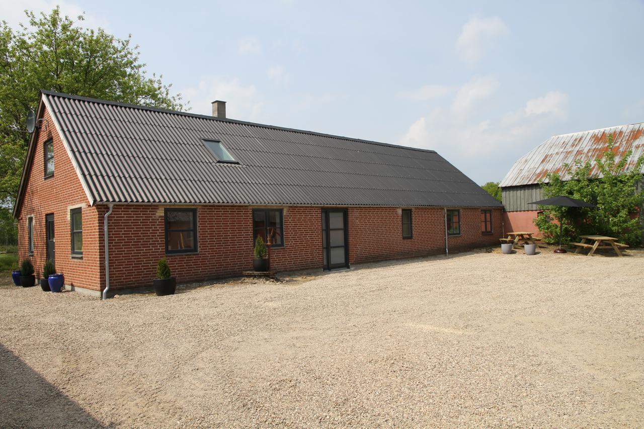 Hukaergaard Bed & Breakfast Ostbirk Bagian luar foto